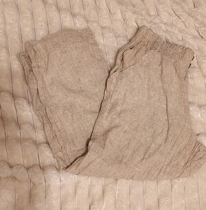 4/$18 Linen Canvas Capri Beach Pants